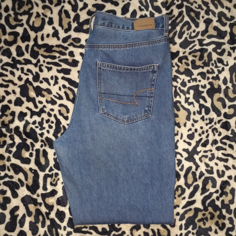 American Eagle Mom Jeans